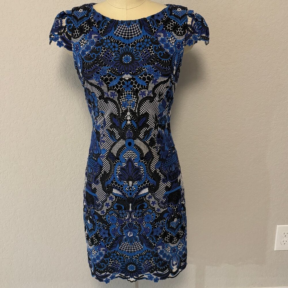 Alice and Olivia Nakia Guipure Lace Sheath Dress